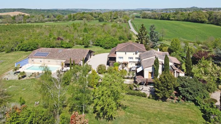 Image No.2-8 Bed House for sale