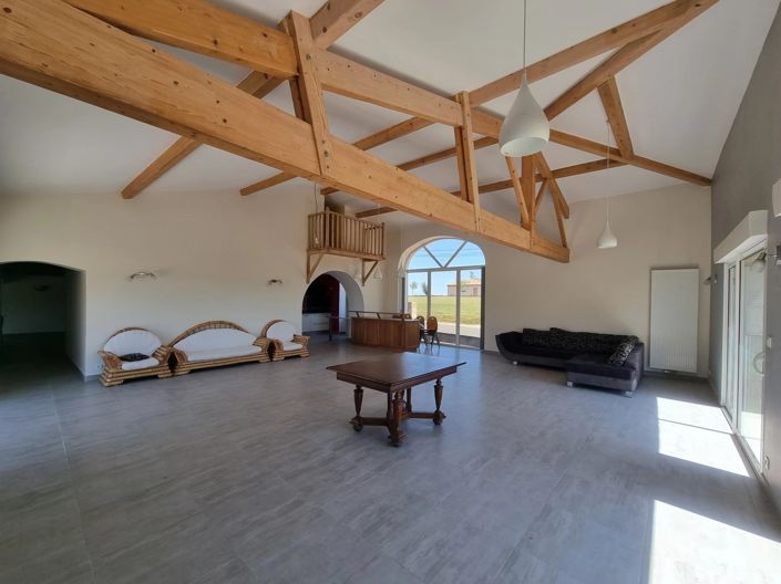 Image No.4-4 Bed Village House for sale