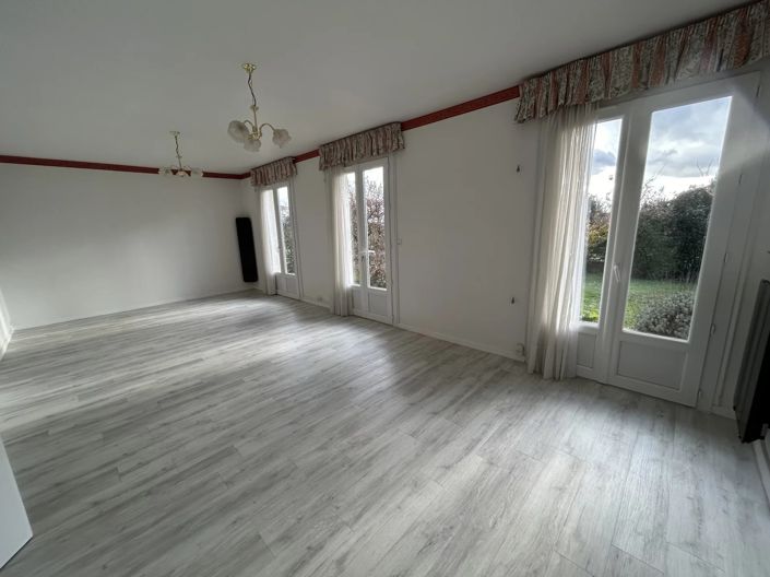 Image No.4-3 Bed House for sale