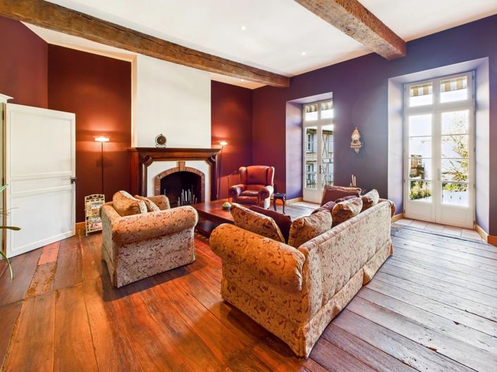 Image No.4-4 Bed Property for sale