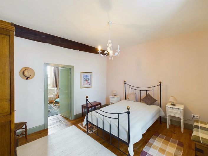 Image No.14-4 Bed House for sale