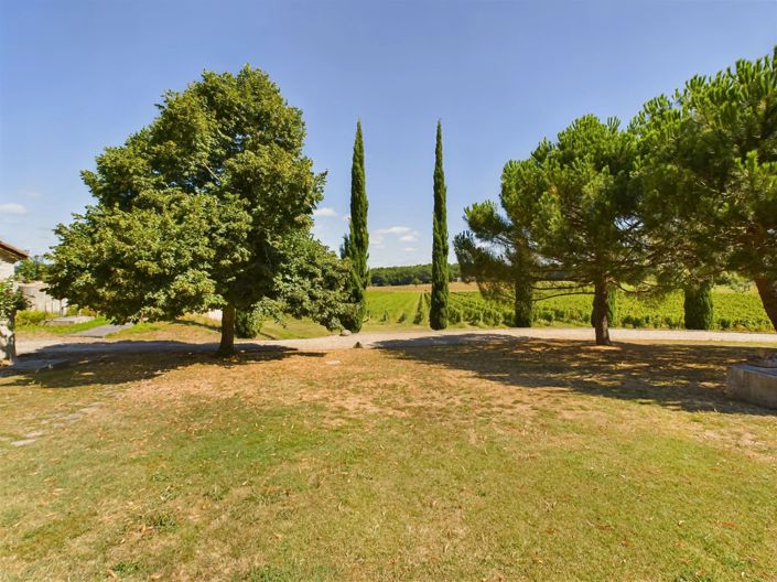 Image No.15-10 Bed House for sale