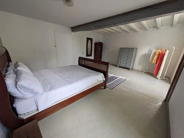 Image No.7-3 Bed House for sale