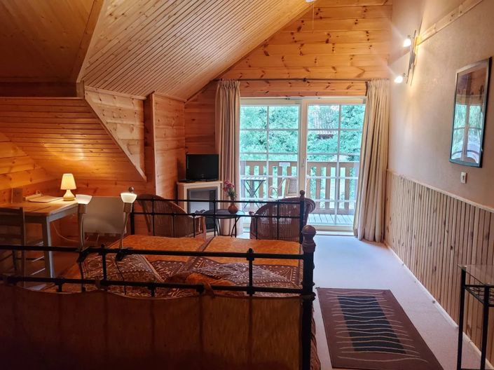 Image No.7-5 Bed Chalet for sale