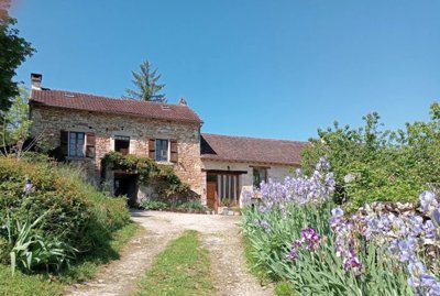 1 - Martiel, House