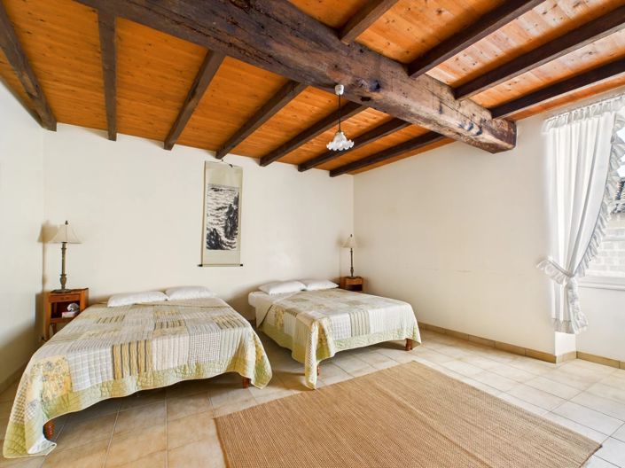 Image No.15-7 Bed Village House for sale