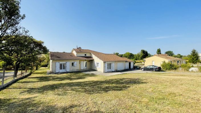 Image No.1-3 Bed House for sale