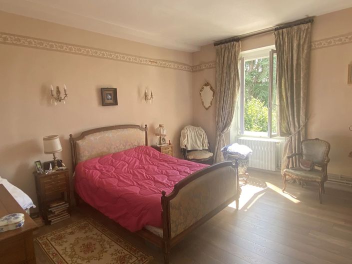 Image No.11-5 Bed House for sale