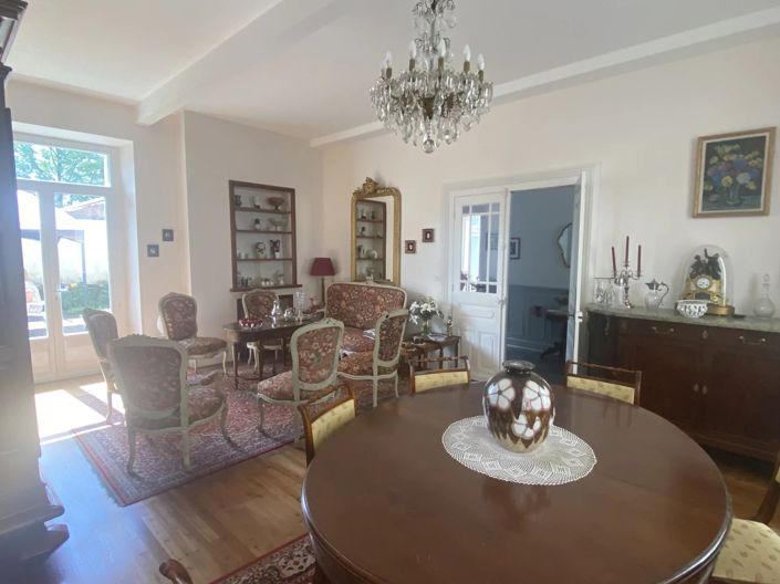 Image No.4-5 Bed House for sale