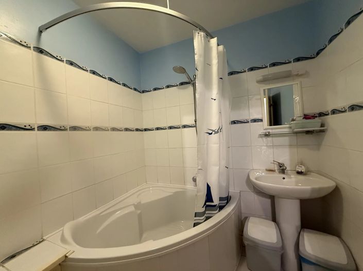 Image No.7-3 Bed Village House for sale