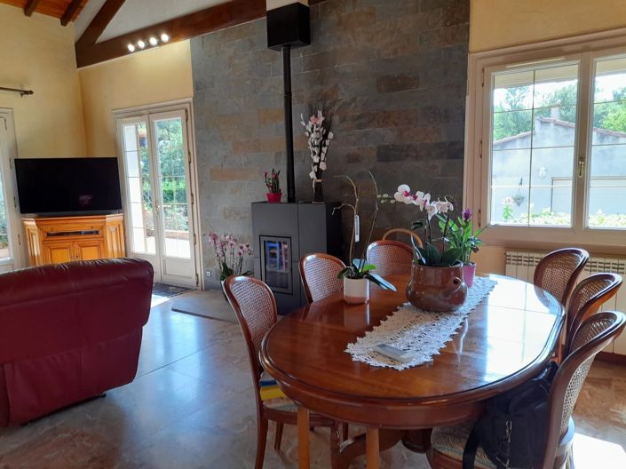 Image No.6-3 Bed House for sale