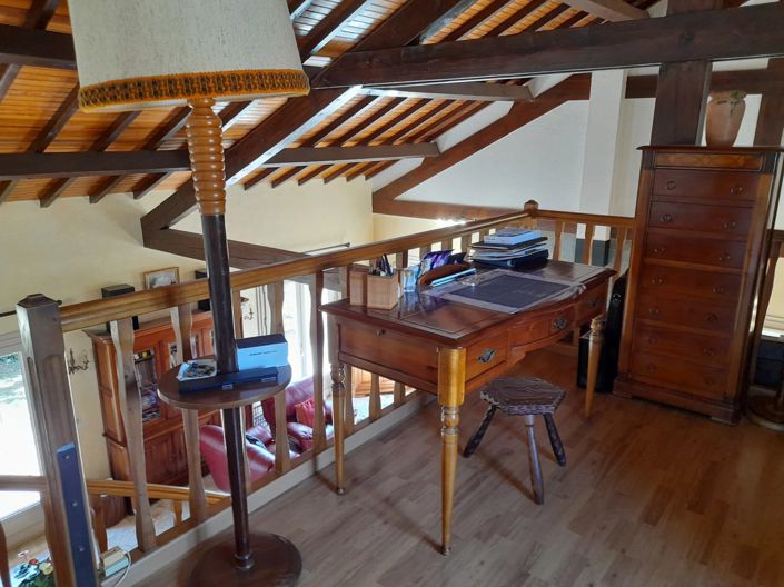 Image No.8-3 Bed House for sale