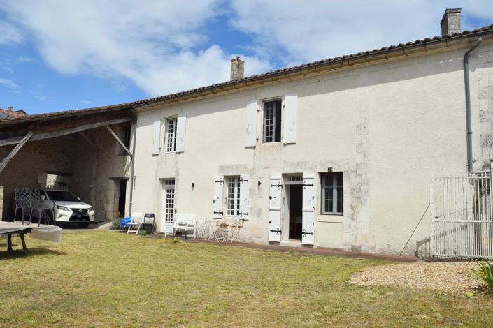 Image No.1-3 Bed House for sale