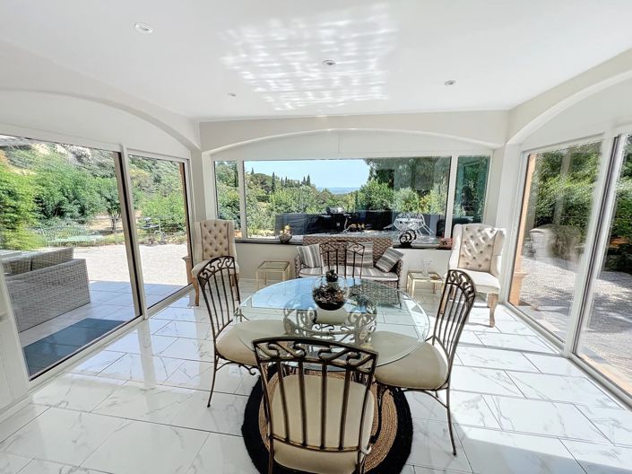 Image No.14-3 Bed House for sale