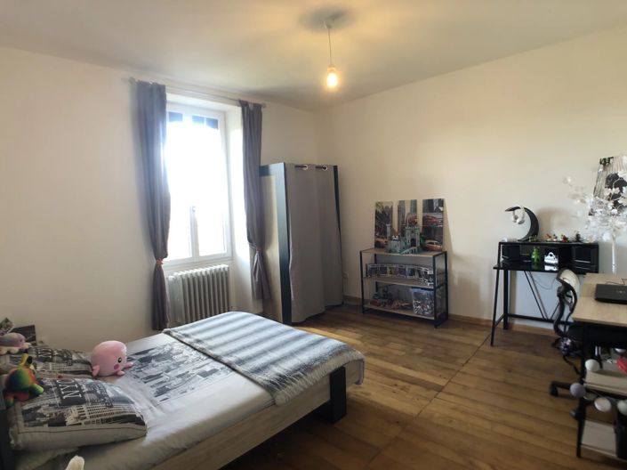 Image No.8-6 Bed Village House for sale