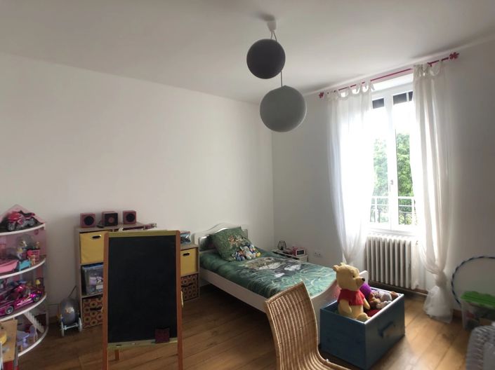 Image No.9-6 Bed Village House for sale