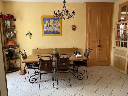 Image No.5-8 Bed House for sale