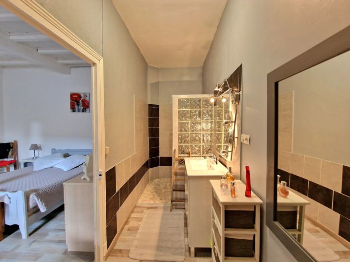 Image No.14-4 Bed House for sale