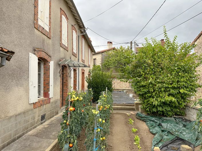 Image No.8-3 Bed House for sale