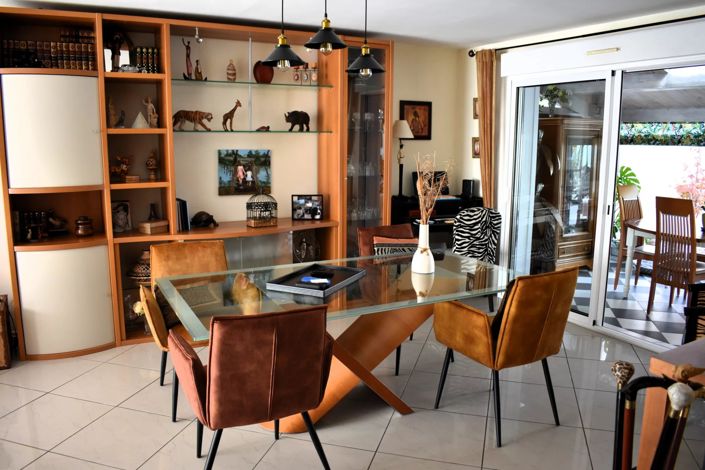 Image No.5-3 Bed House for sale