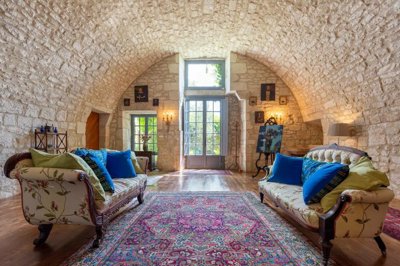 9766d1eb5f7849df78436d40faeb1b109ed1e2f73c192