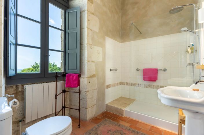 Image No.8-4 Bed House for sale