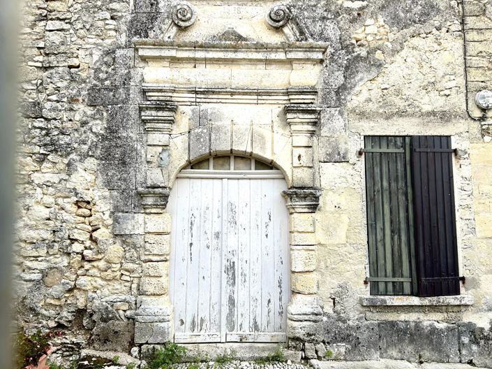 Image No.5-6 Bed House for sale