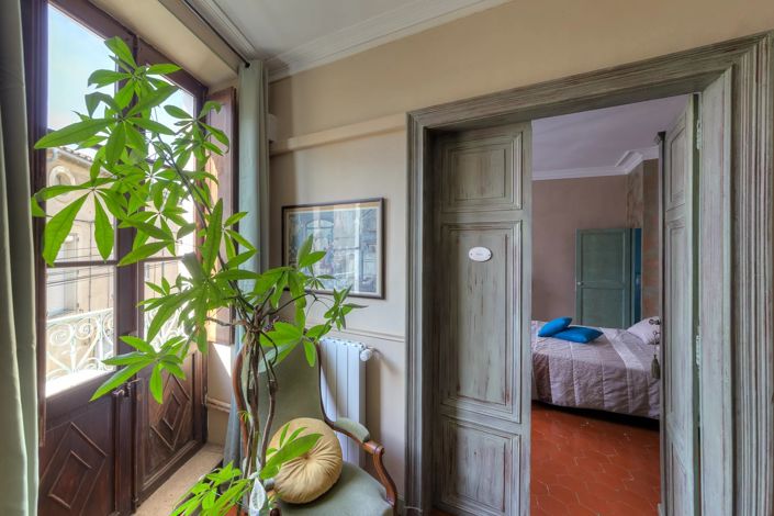 Image No.11-8 Bed House for sale