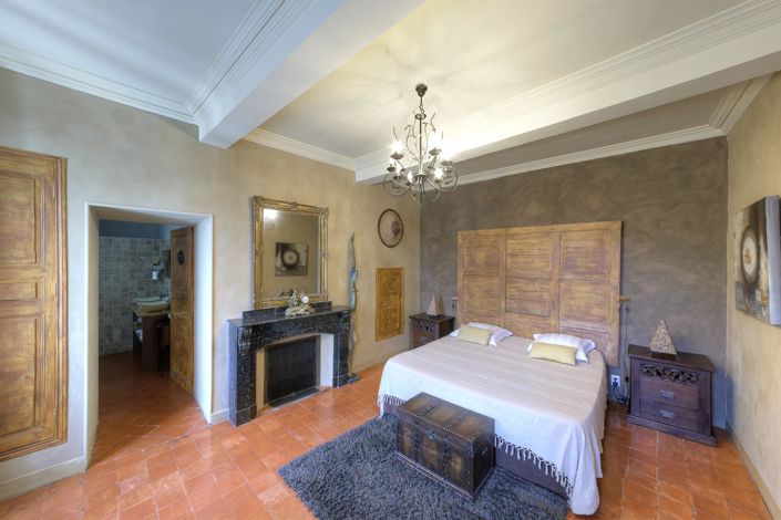 Image No.14-8 Bed House for sale