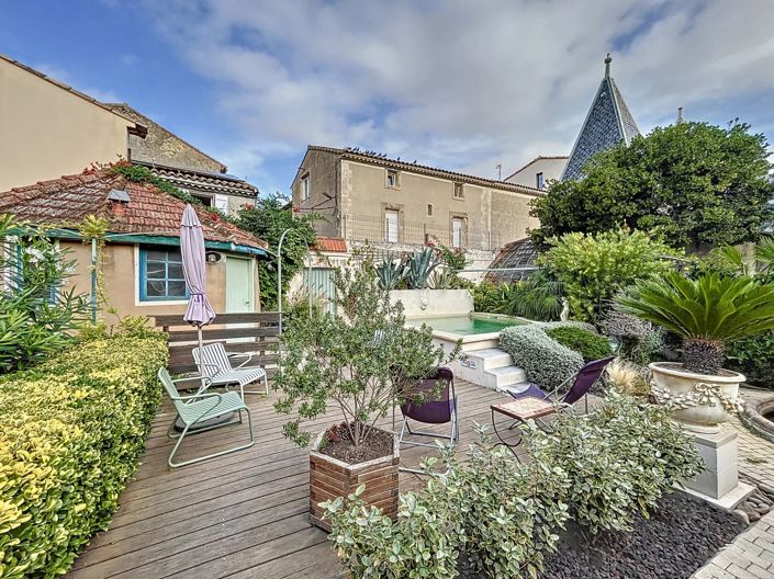 Image No.3-8 Bed House for sale