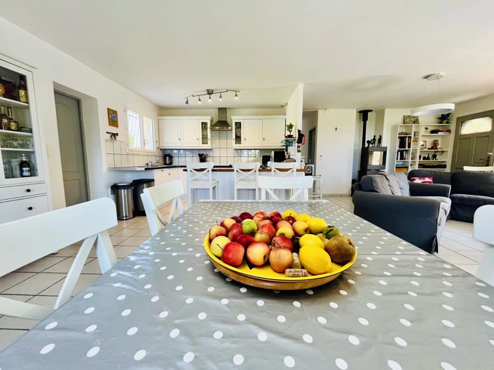 Image No.10-4 Bed House for sale