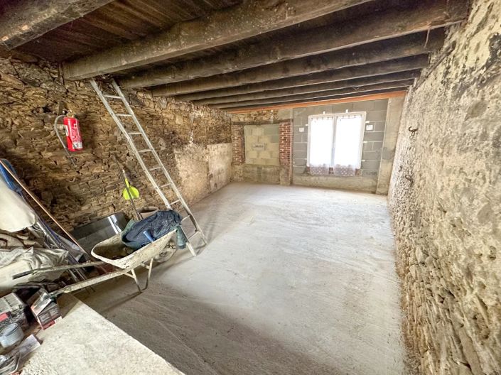 Image No.6-3 Bed House for sale