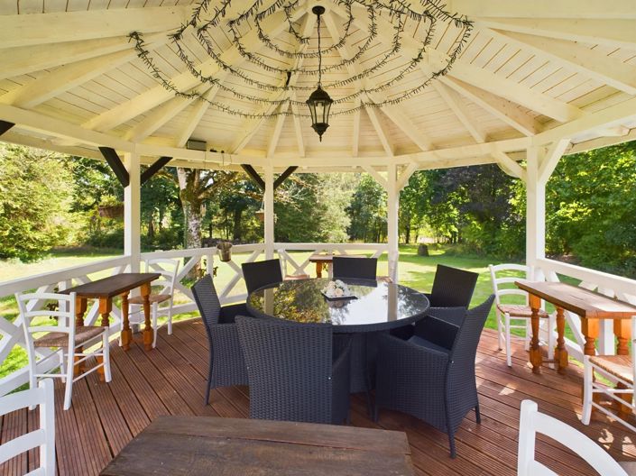 Image No.13-10 Bed House for sale