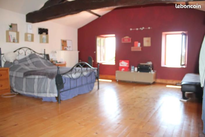 Image No.6-4 Bed House for sale