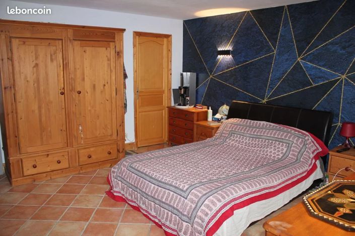 Image No.7-4 Bed House for sale