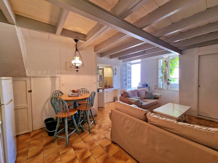 Image No.4-2 Bed House for sale