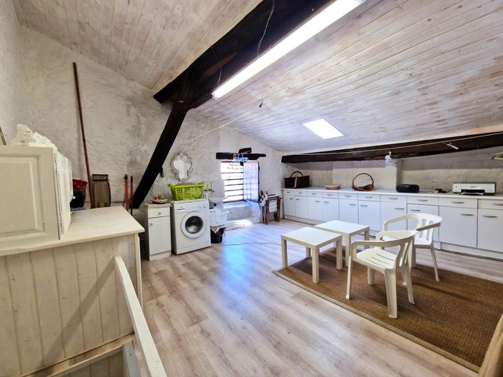 Image No.7-2 Bed House for sale