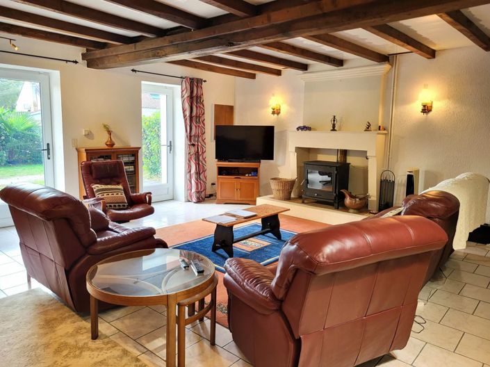 Image No.6-3 Bed House for sale