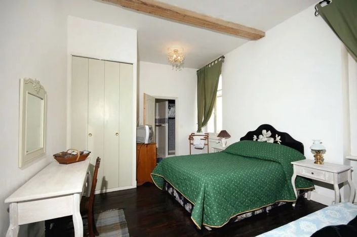 Image No.10-7 Bed House for sale