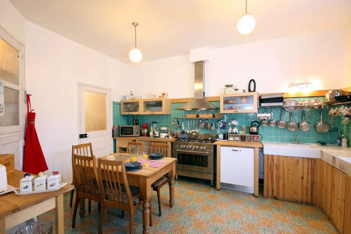 Image No.6-7 Bed House for sale