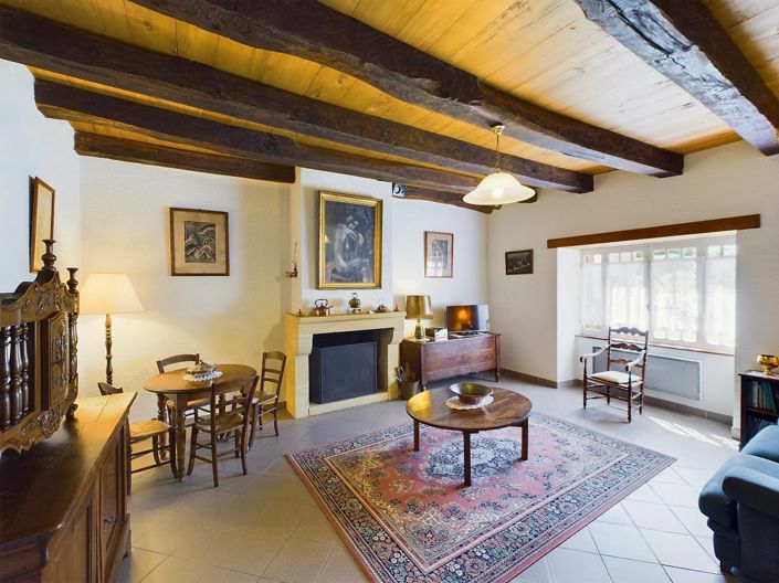 Image No.6-6 Bed House for sale