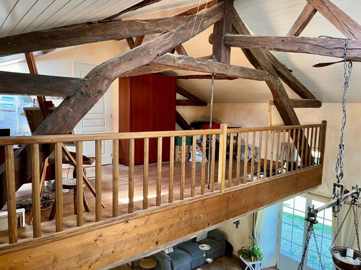 Image No.7-8 Bed Farmhouse for sale