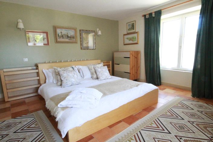 Image No.13-6 Bed House for sale