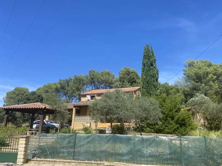 Image No.2-5 Bed House for sale