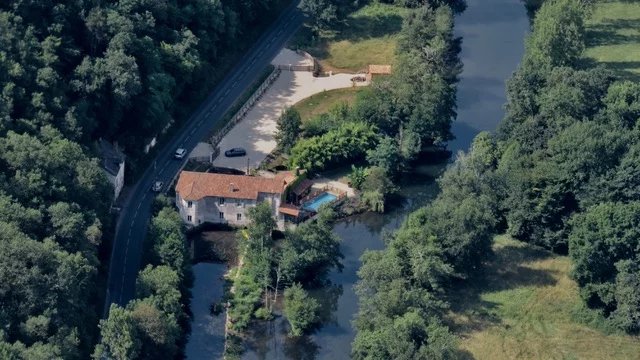 Image No.11-5 Bed House for sale