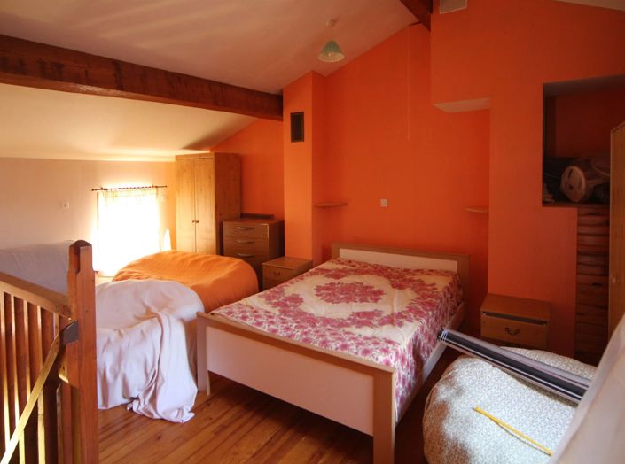 Image No.14-7 Bed House for sale