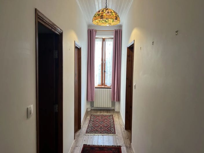 Image No.11-3 Bed House for sale