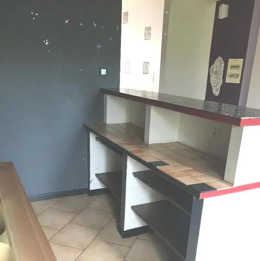 Image No.5-2 Bed House for sale