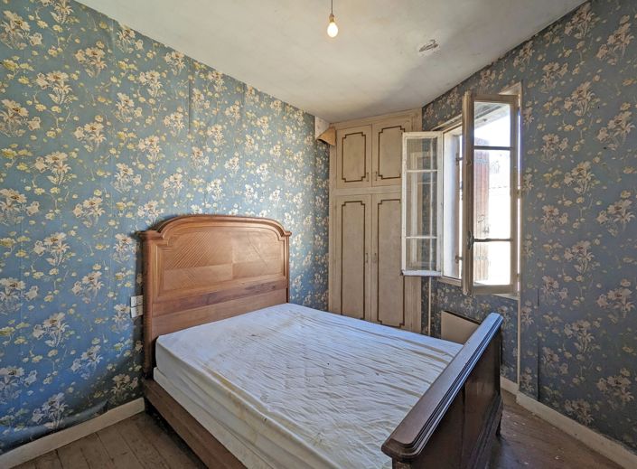 Image No.10-4 Bed House for sale