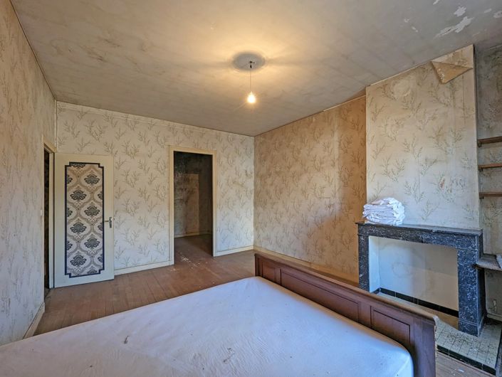 Image No.8-4 Bed House for sale